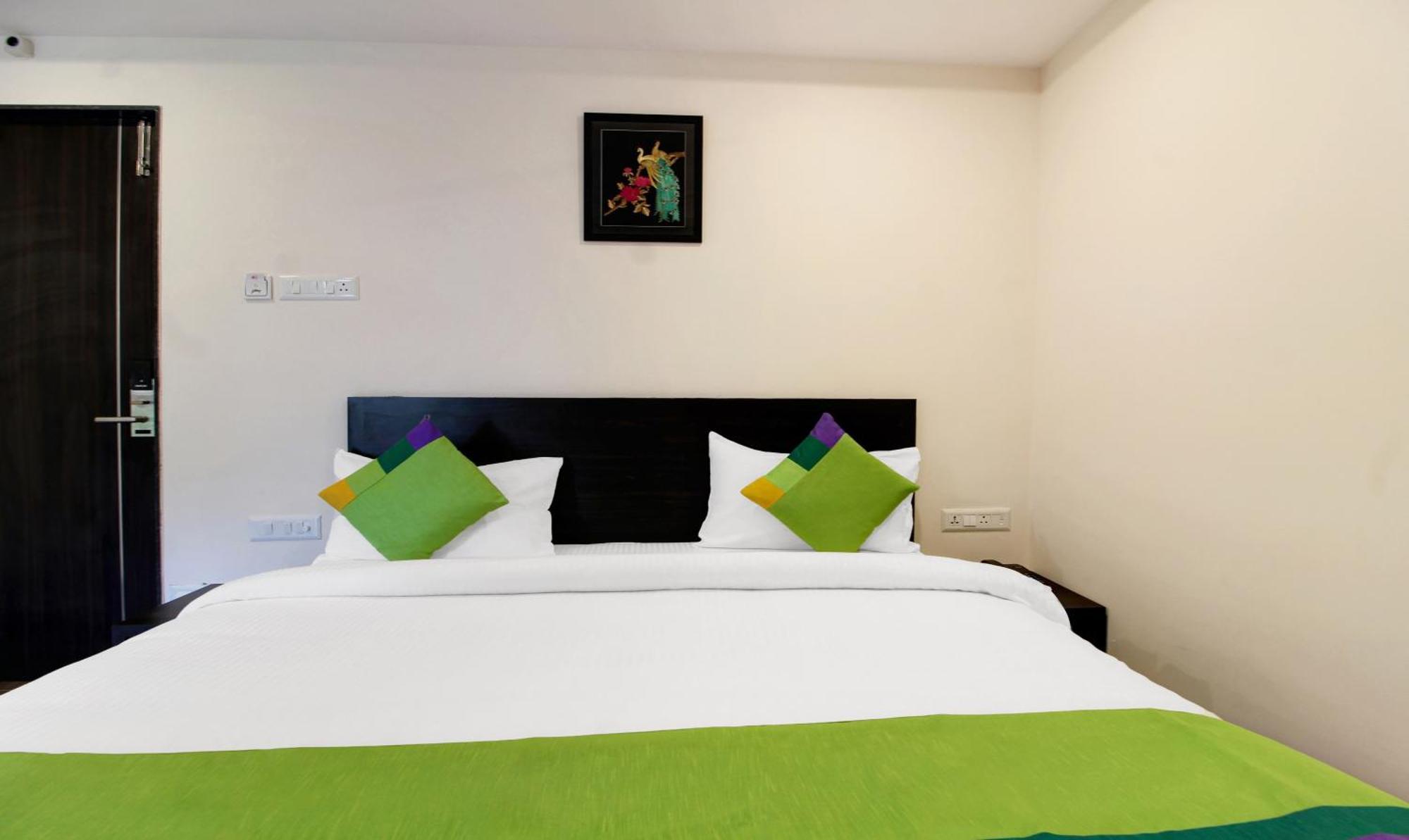 Treebo Trend Excella Hotel Visakhapatnam Ngoại thất bức ảnh