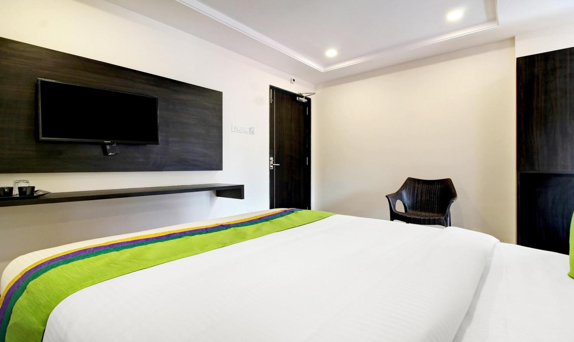 Treebo Trend Excella Hotel Visakhapatnam Ngoại thất bức ảnh