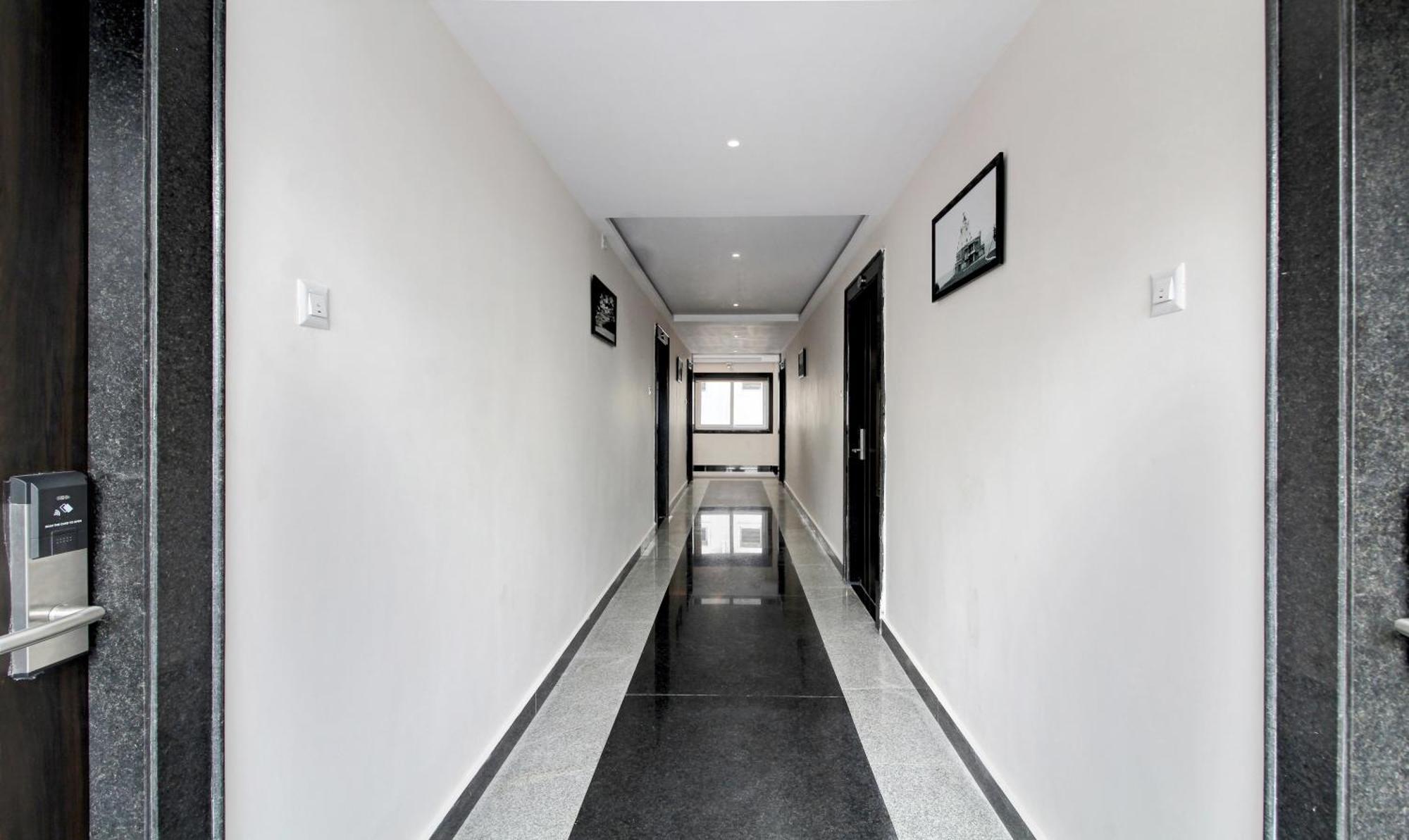 Treebo Trend Excella Hotel Visakhapatnam Ngoại thất bức ảnh