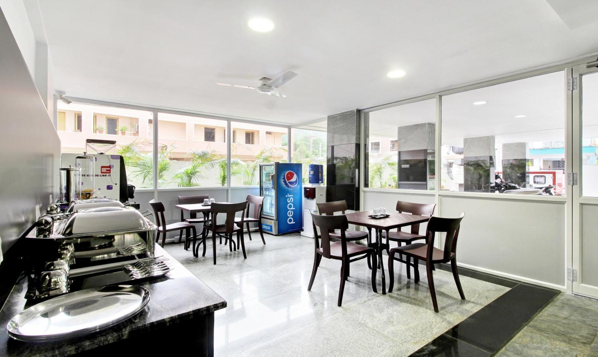Treebo Trend Excella Hotel Visakhapatnam Ngoại thất bức ảnh