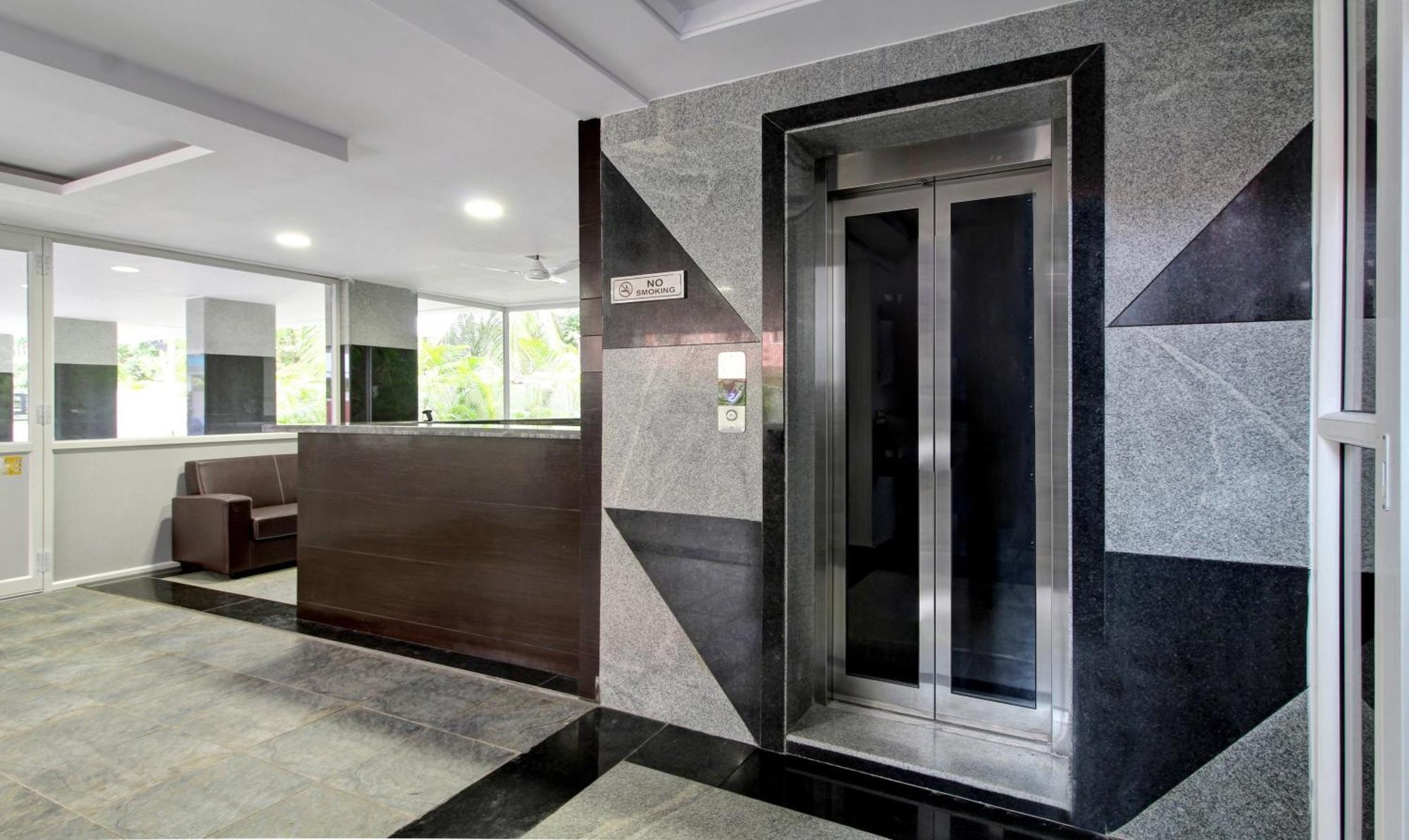 Treebo Trend Excella Hotel Visakhapatnam Ngoại thất bức ảnh
